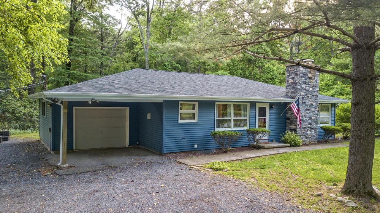 Camelback Rd Rancher- On One Acre & Near Attractions Tannersville Exterior foto